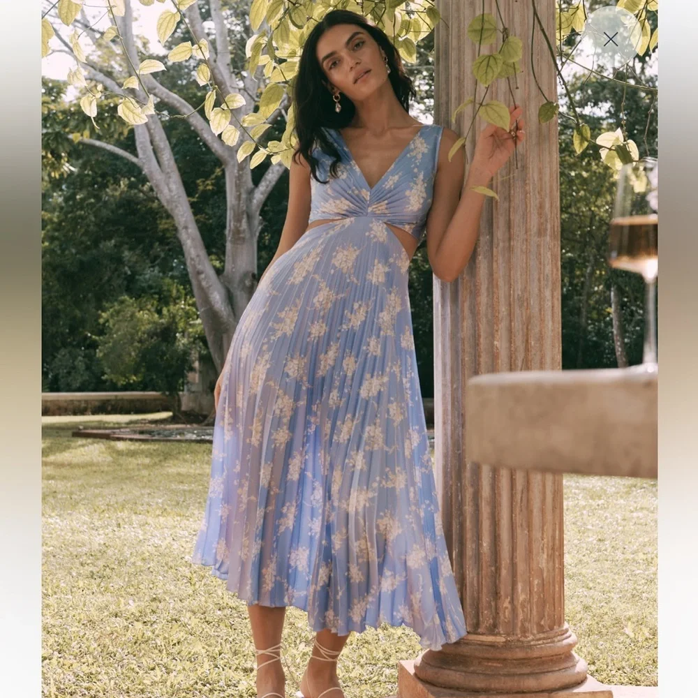 Abercrombie & Fitch Elegant Blue Pleated Cutout Maxi Dress Size Small Tall